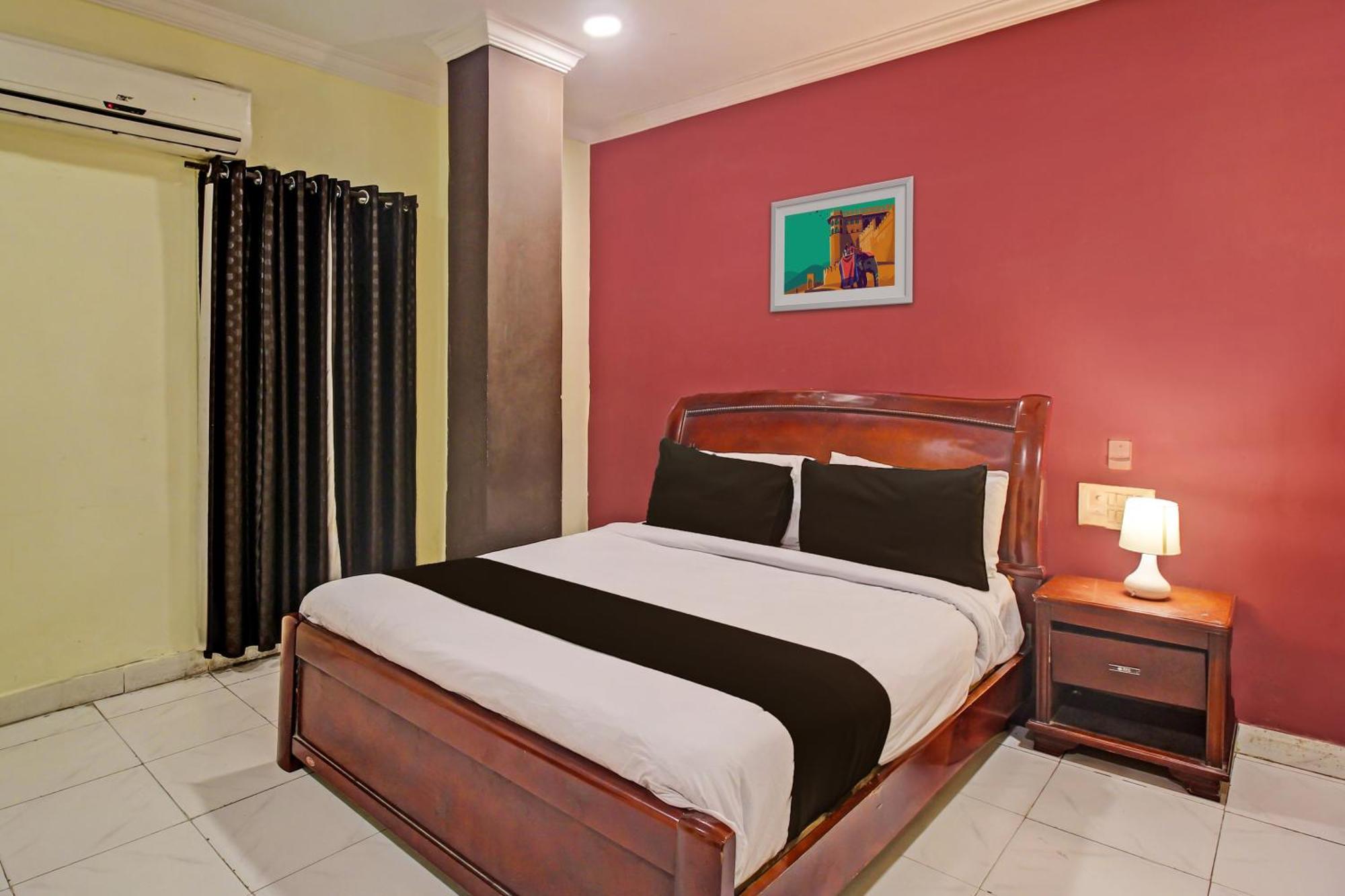 Hotel O Ruma Near Nampally Railway Station Haïdarabad Extérieur photo