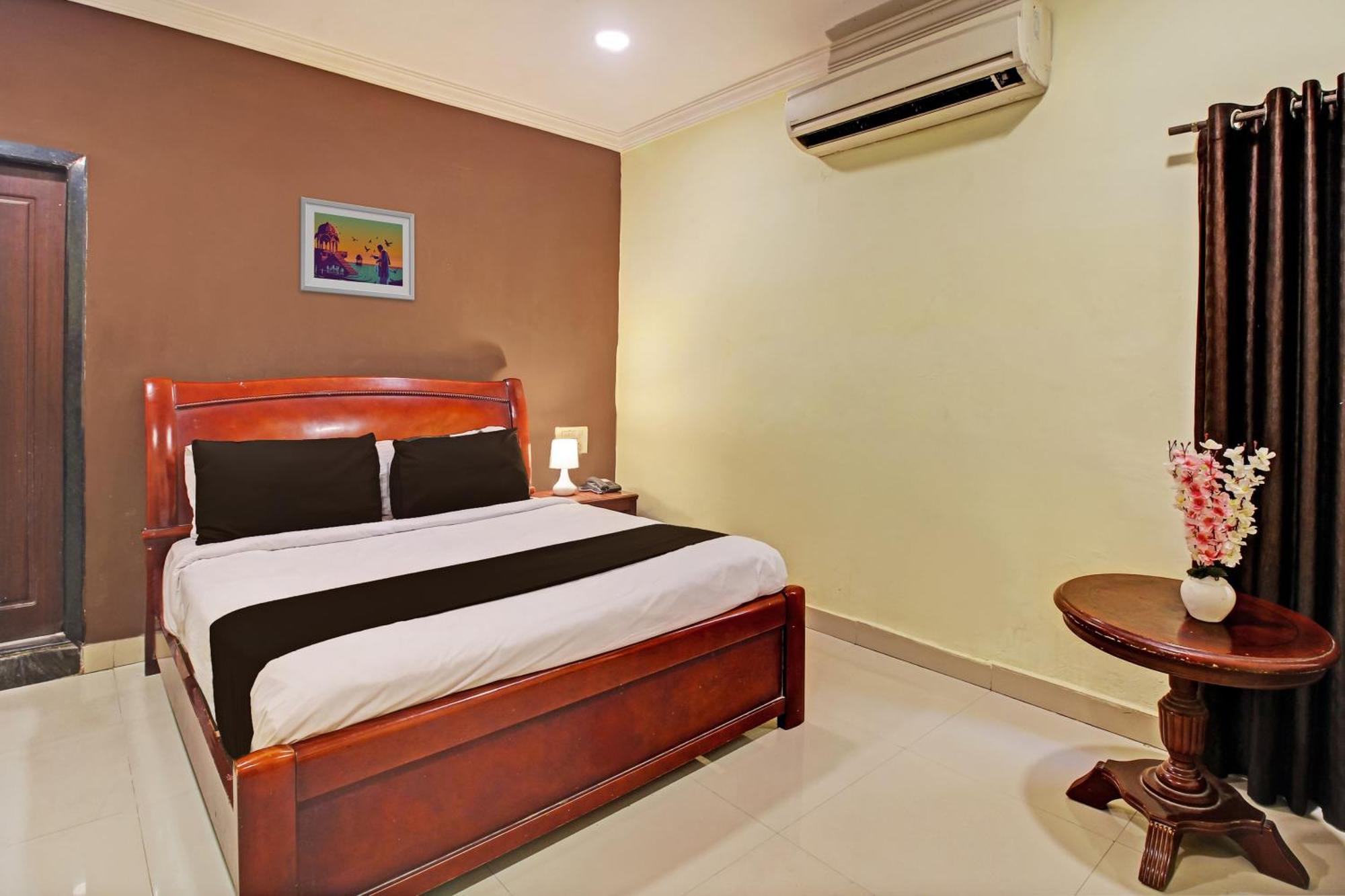 Hotel O Ruma Near Nampally Railway Station Haïdarabad Extérieur photo